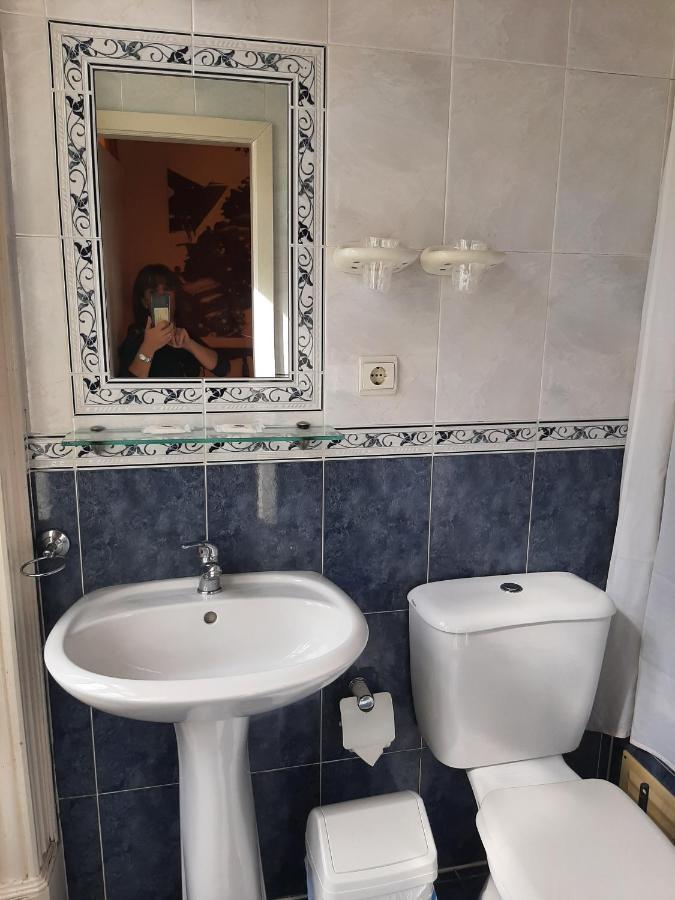 艾维斯住宅旅馆 科英布拉 外观 照片