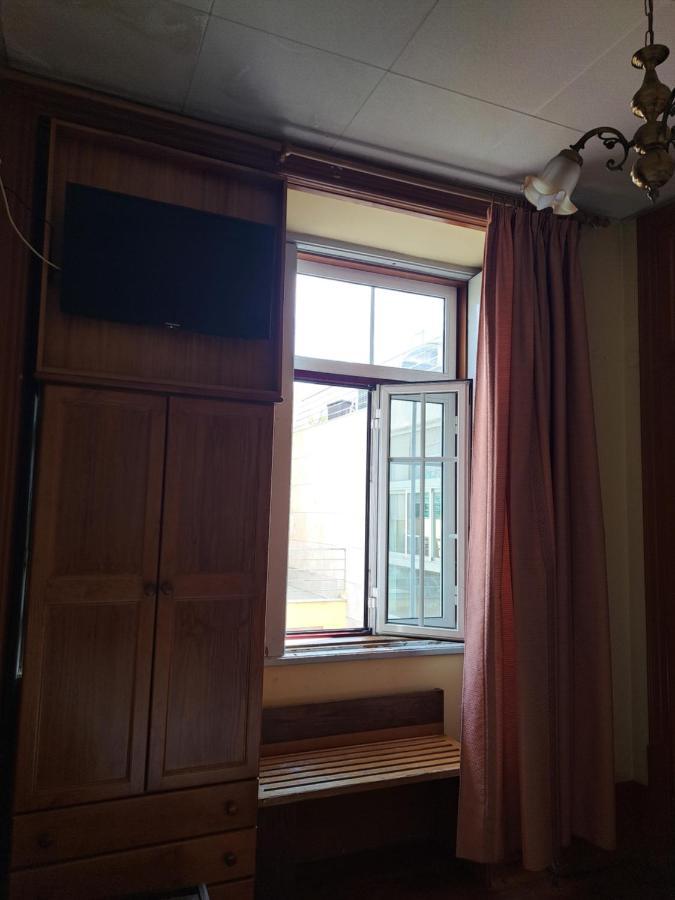 艾维斯住宅旅馆 科英布拉 外观 照片