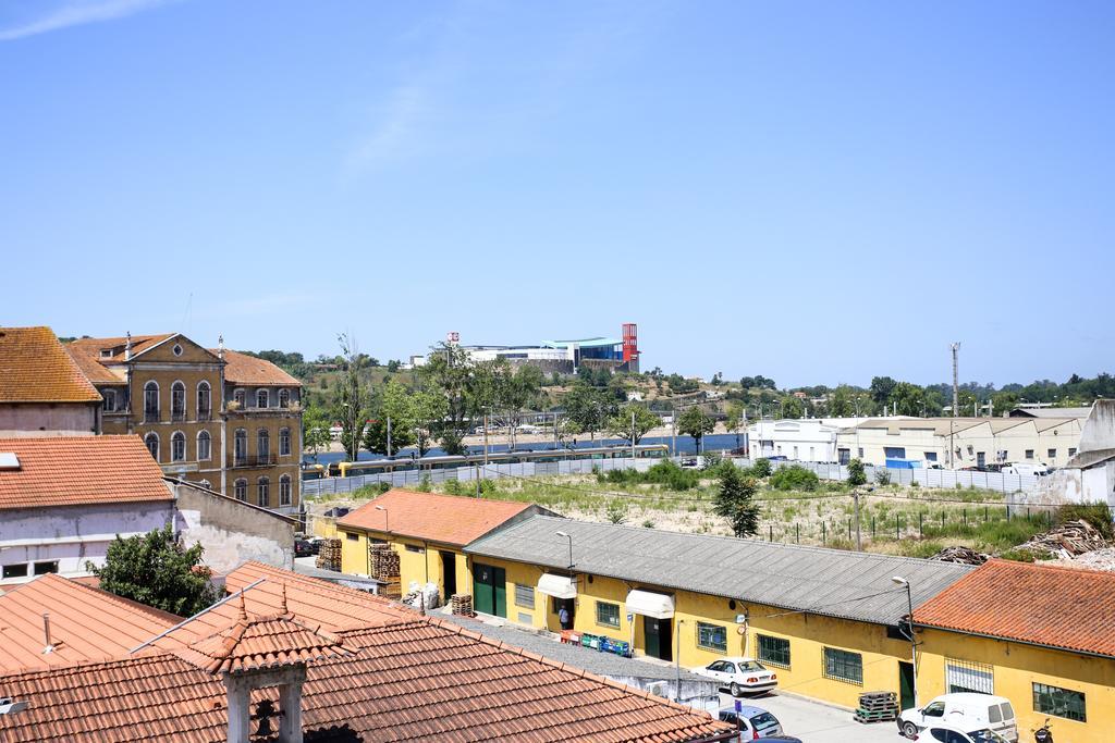 艾维斯住宅旅馆 科英布拉 外观 照片